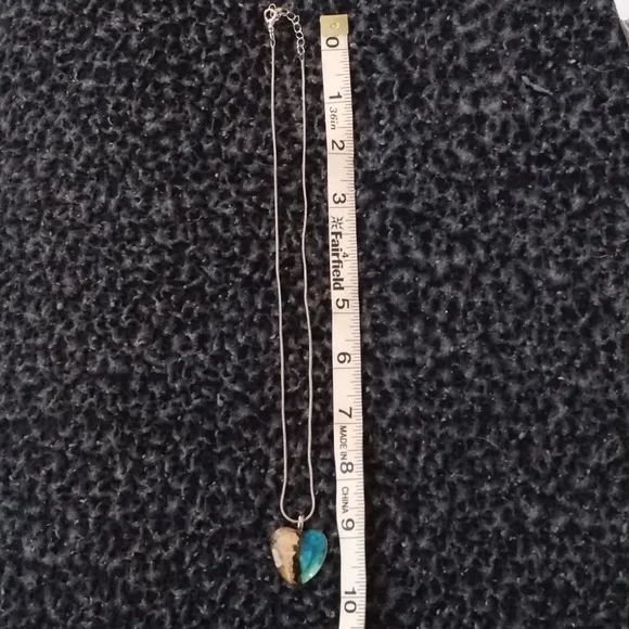 Natural Scenery pendant Heart turquoise and Sand Color Pendant Necklace - Picture 7 of 9